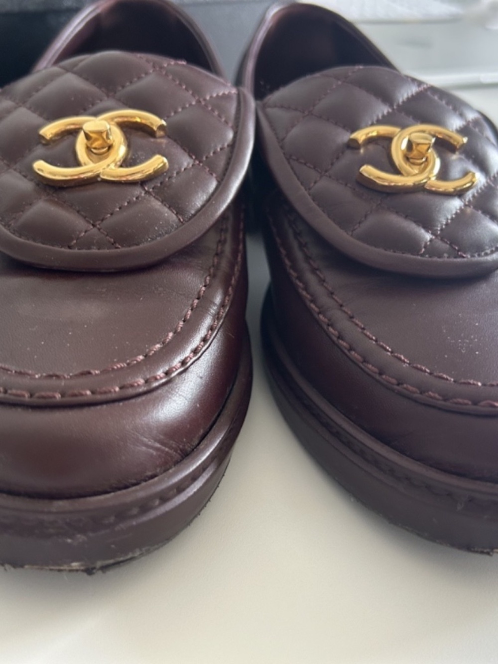 Chanel Turnlock Loafer 7.5 Burgundy - Picture 5 of 8